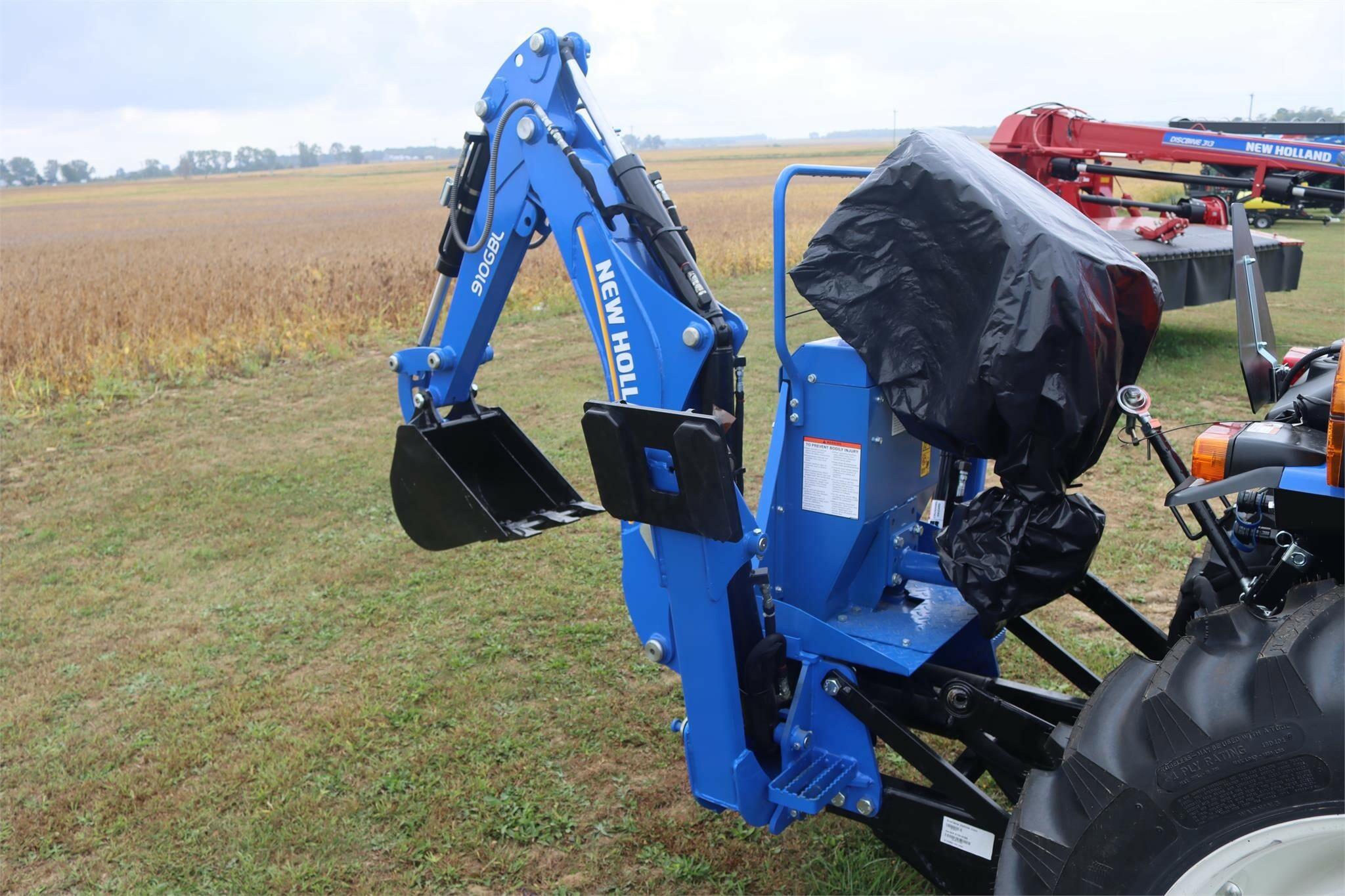  New Holland Workmaster 25 Tractor