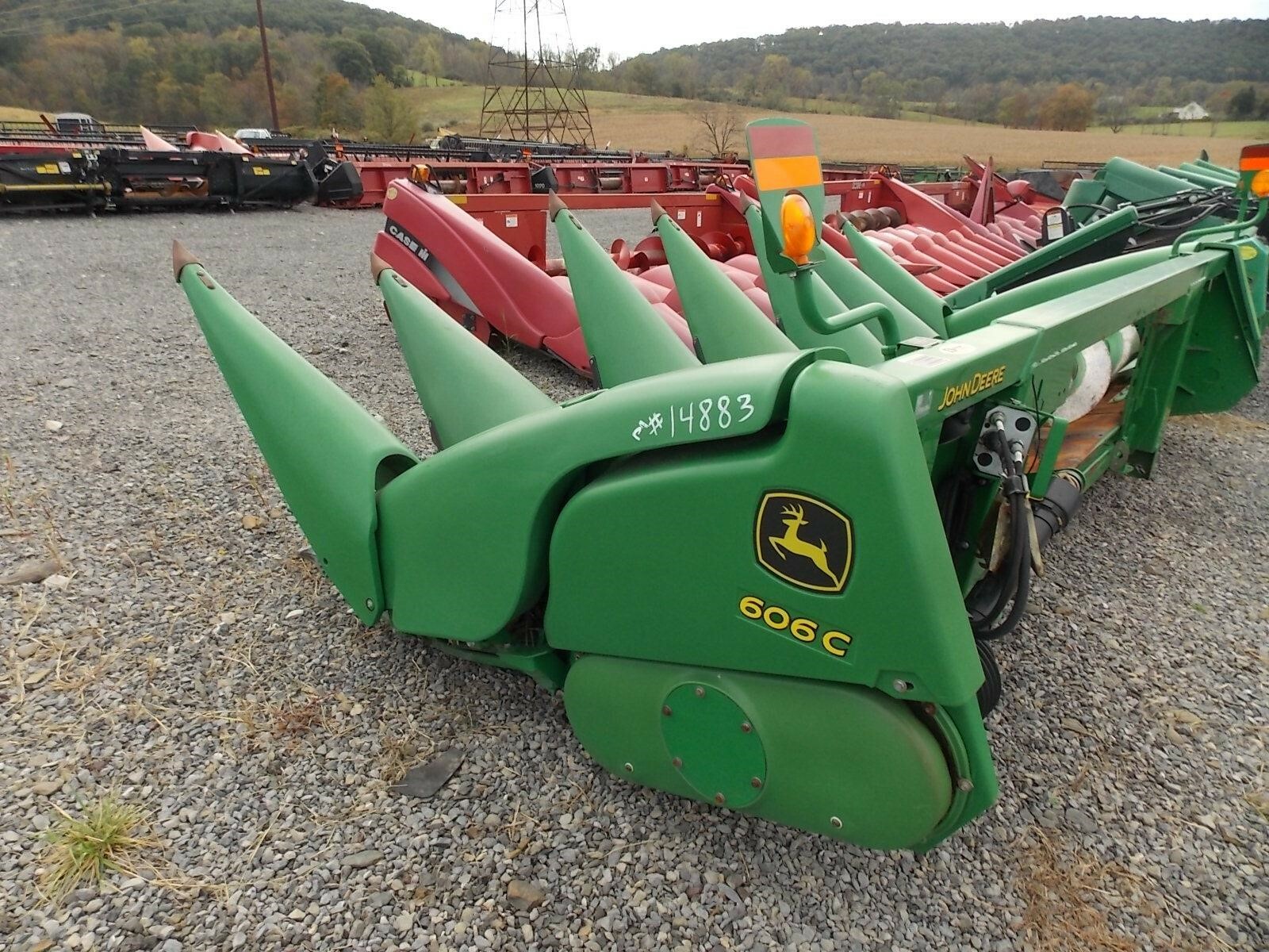 2011 John Deere 606C Corn Head