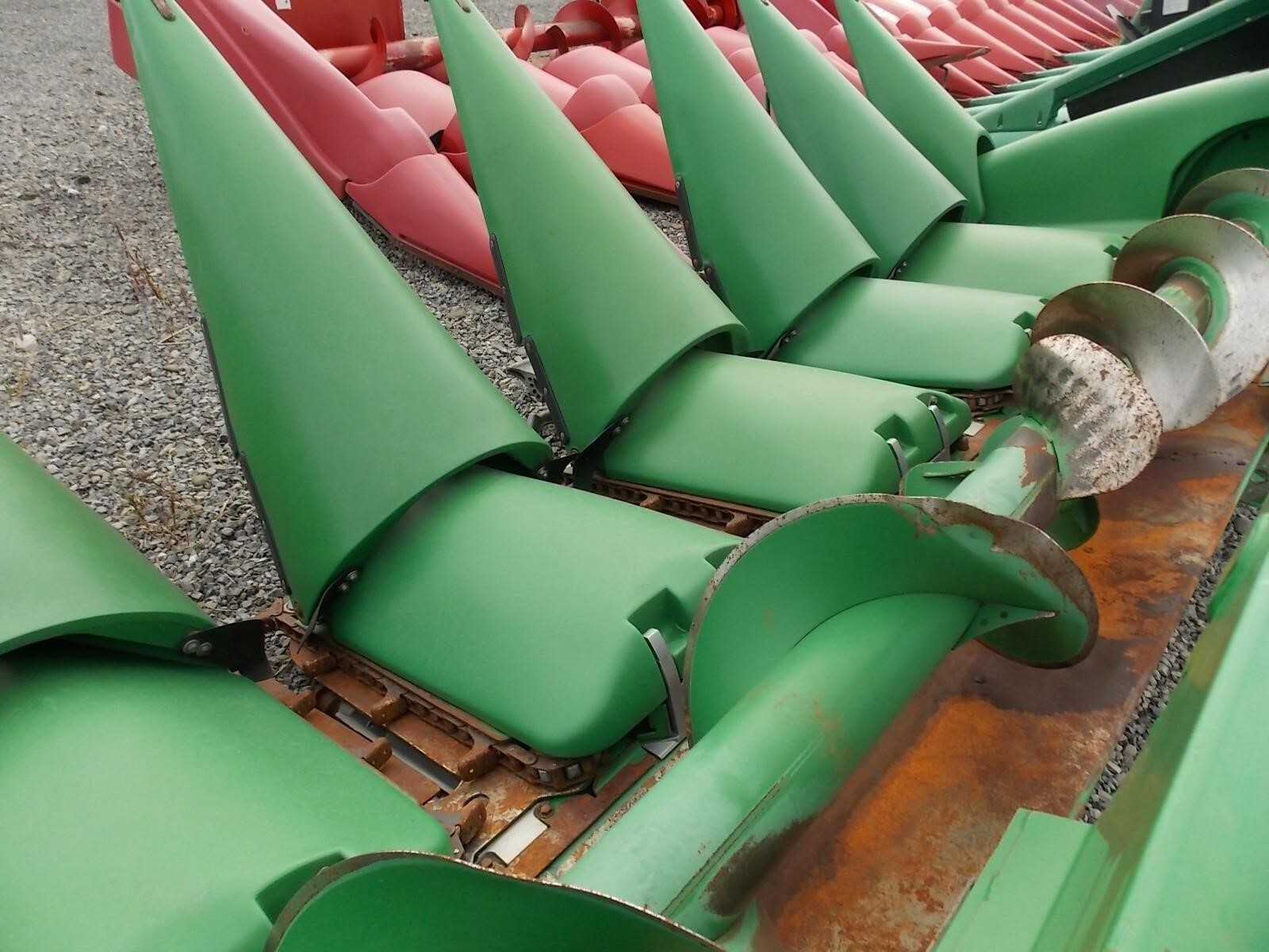 2011 John Deere 606C Corn Head