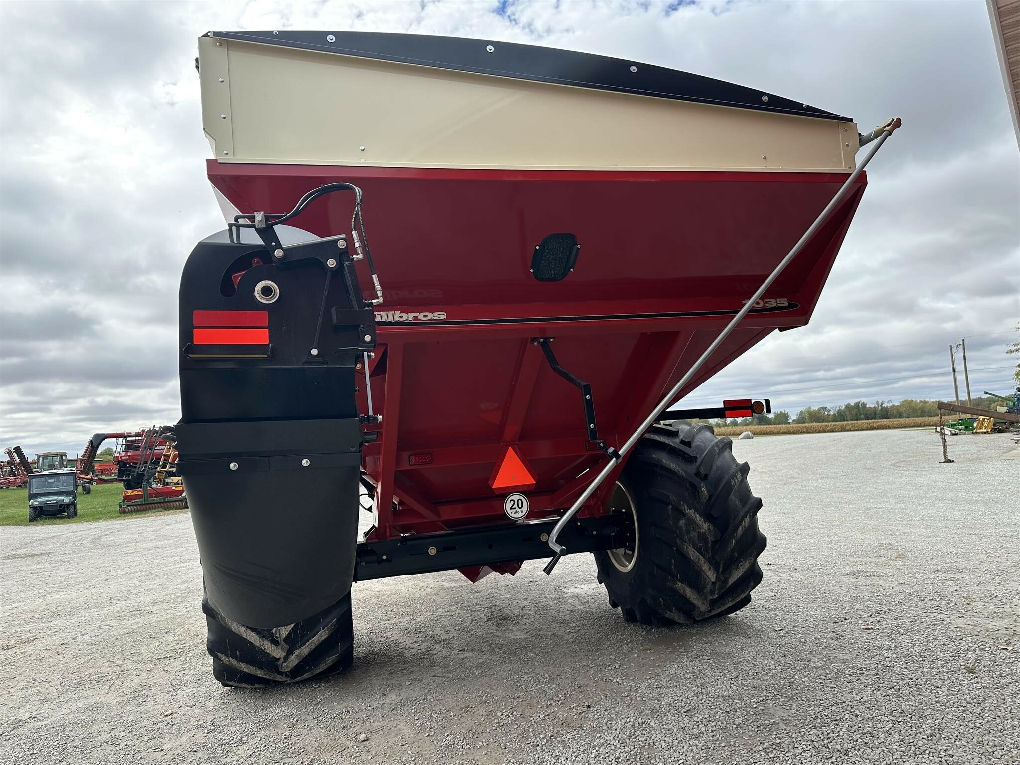 2023 Killbros 1035 Grain Cart