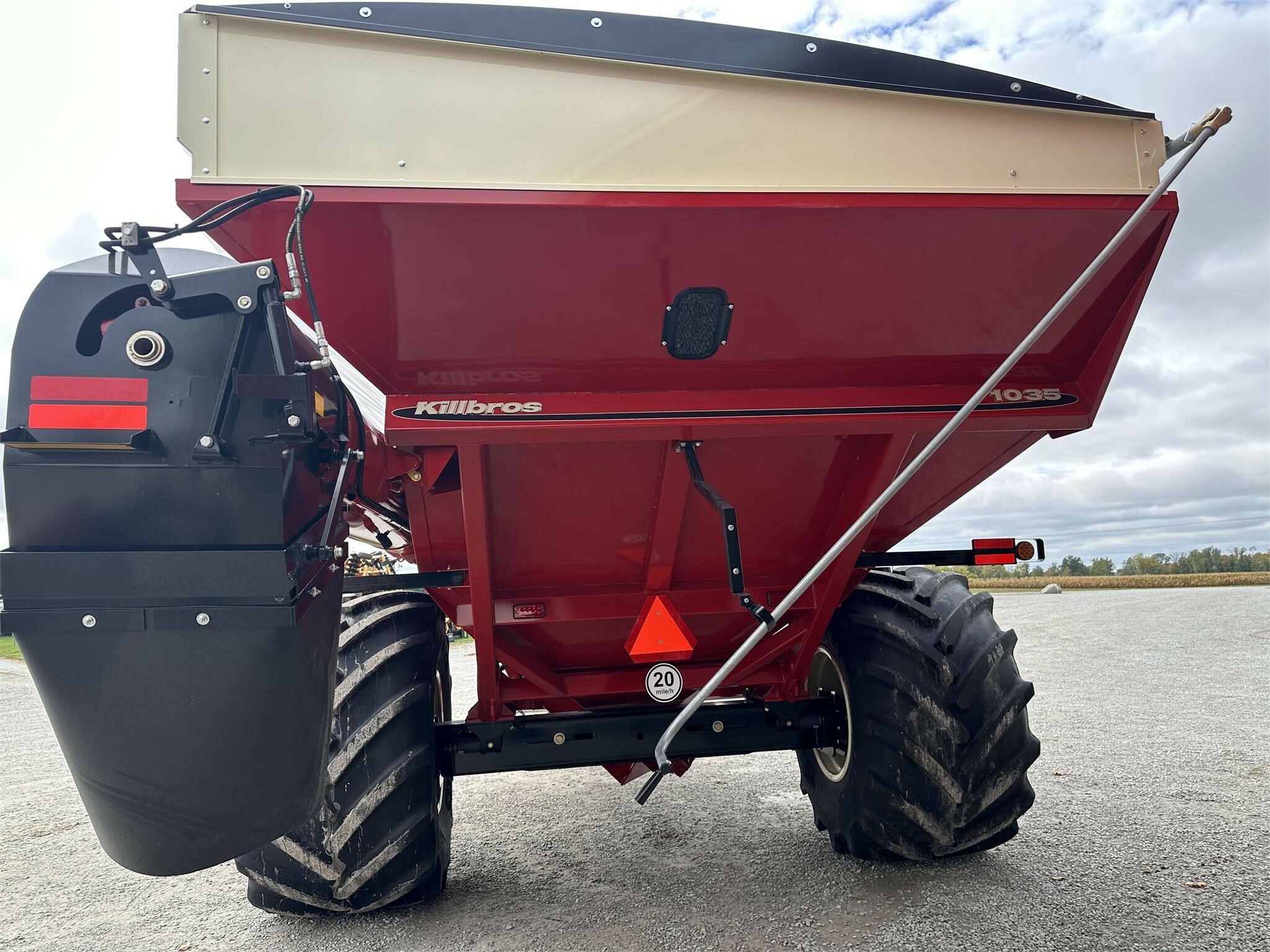 2023 Killbros 1035 Grain Cart
