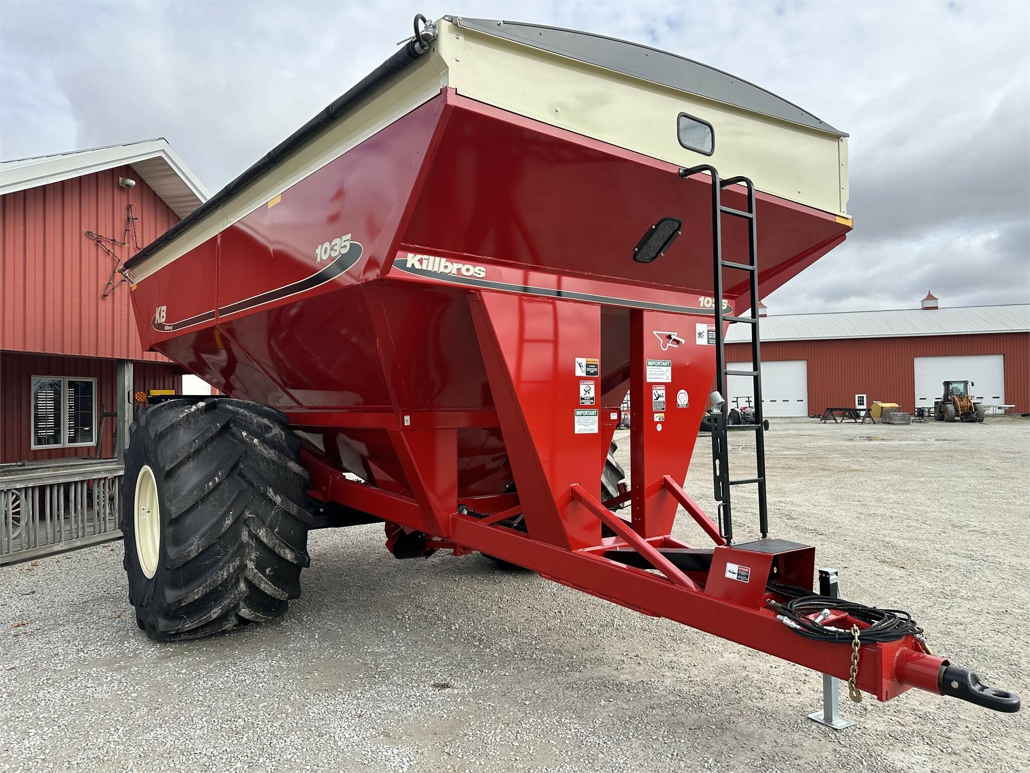 2023 Killbros 1035 Grain Cart