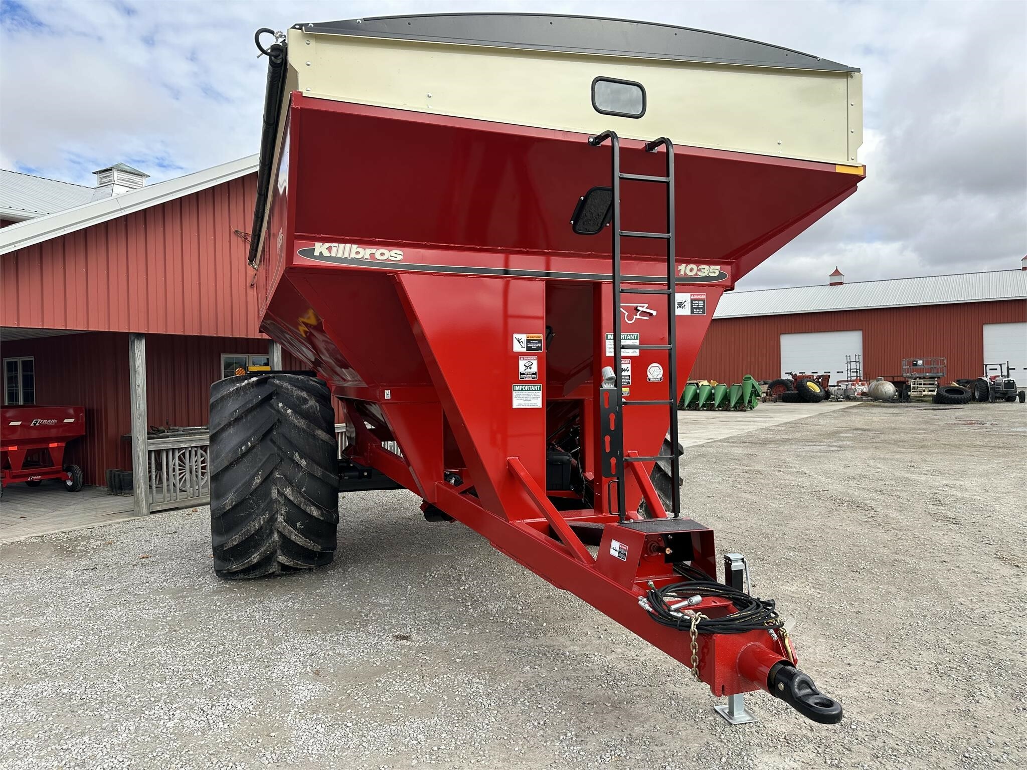 2023 Killbros 1035 Grain Cart