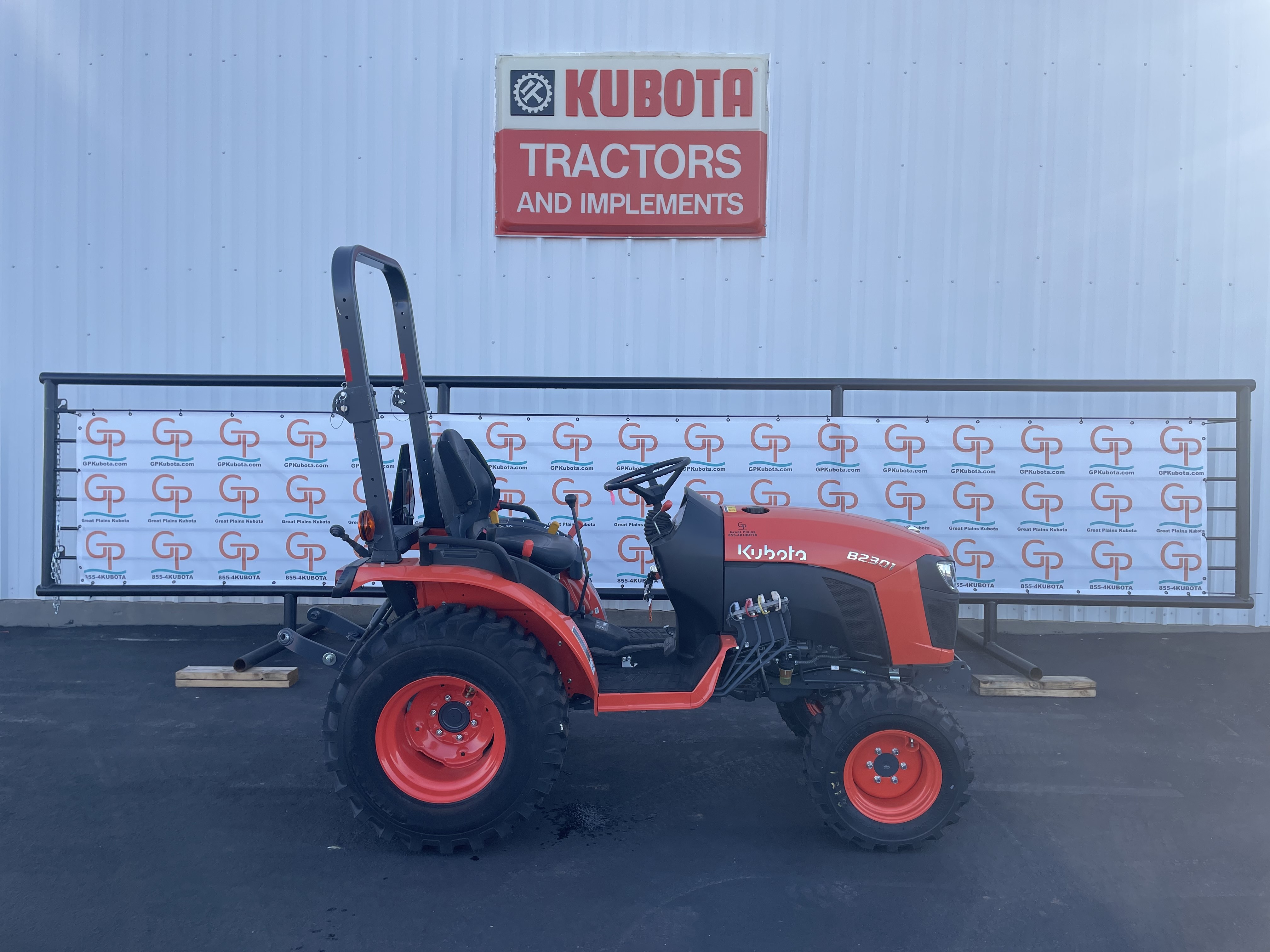 2023 Kubota B2301HSD Tractor 15,840 Machinery Pete