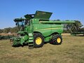 2015 John Deere S680 Combine