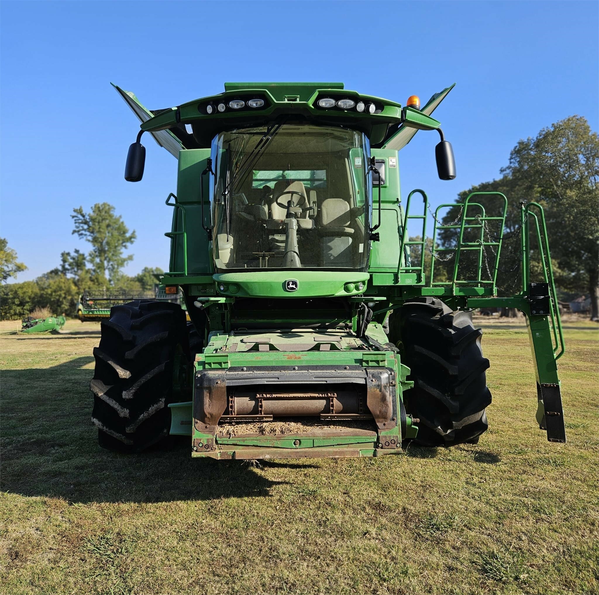2015 John Deere S680 Combine