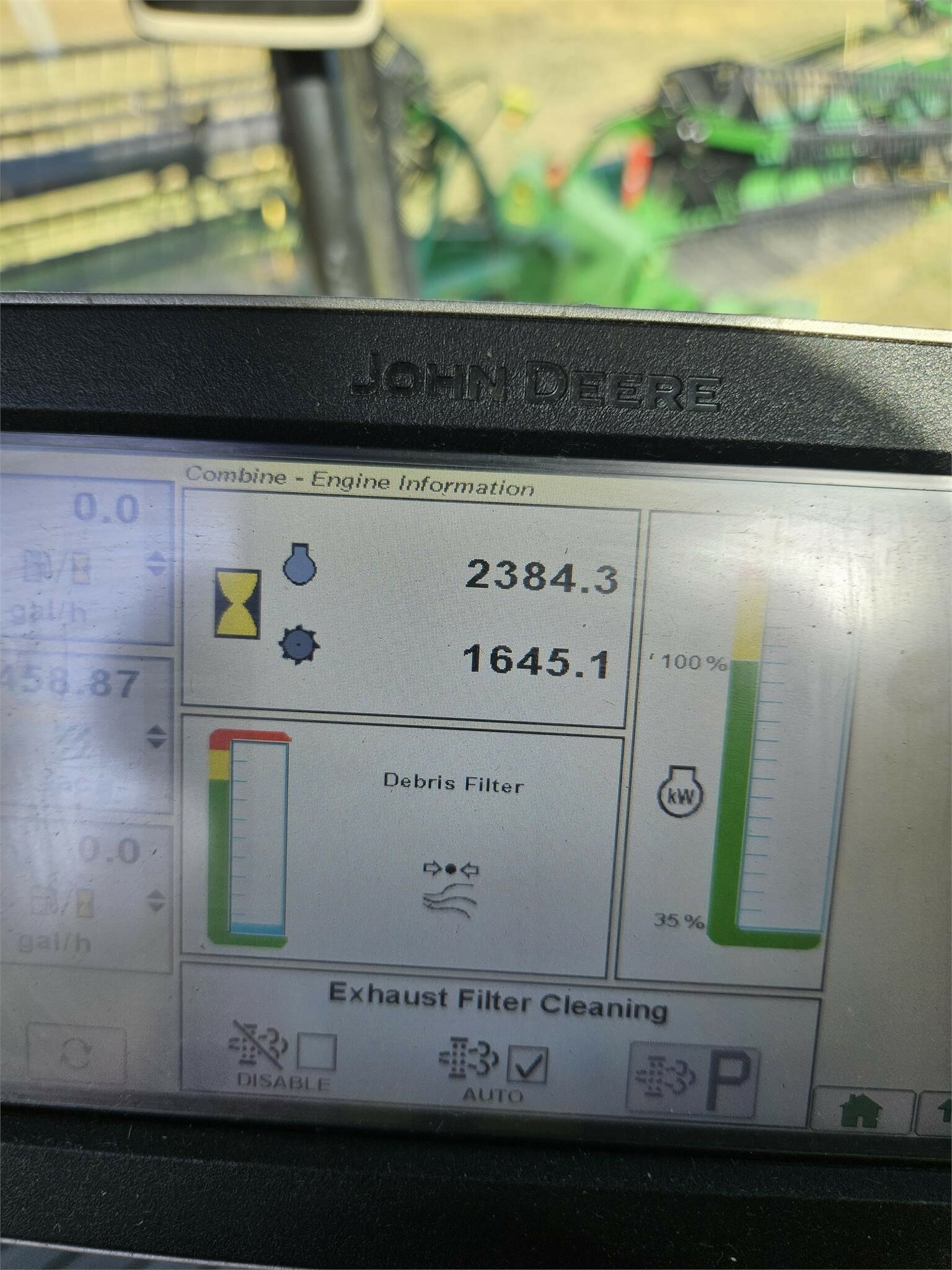 2015 John Deere S680 Combine