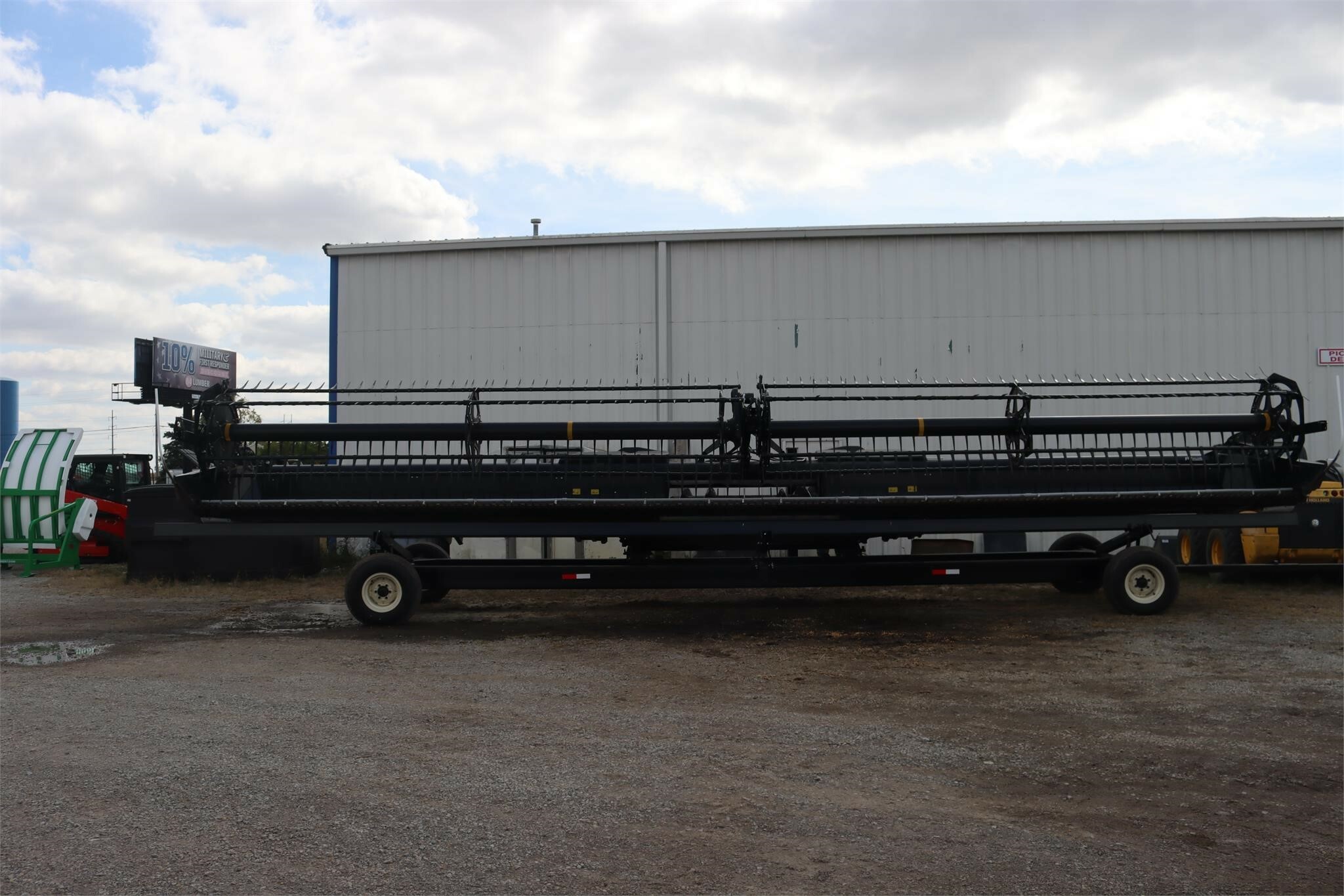 2016 MacDon FD75 Platform