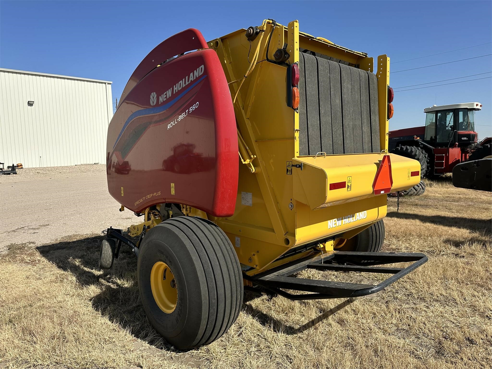 2022 New Holland Roll-Belt 560 Round Baler