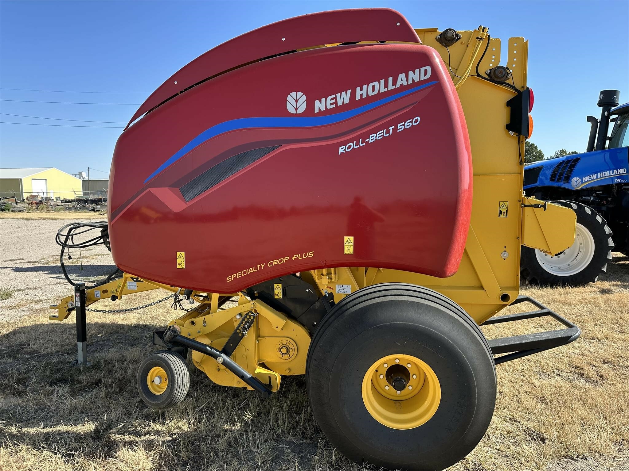 2022 New Holland Roll-Belt 560 Round Baler