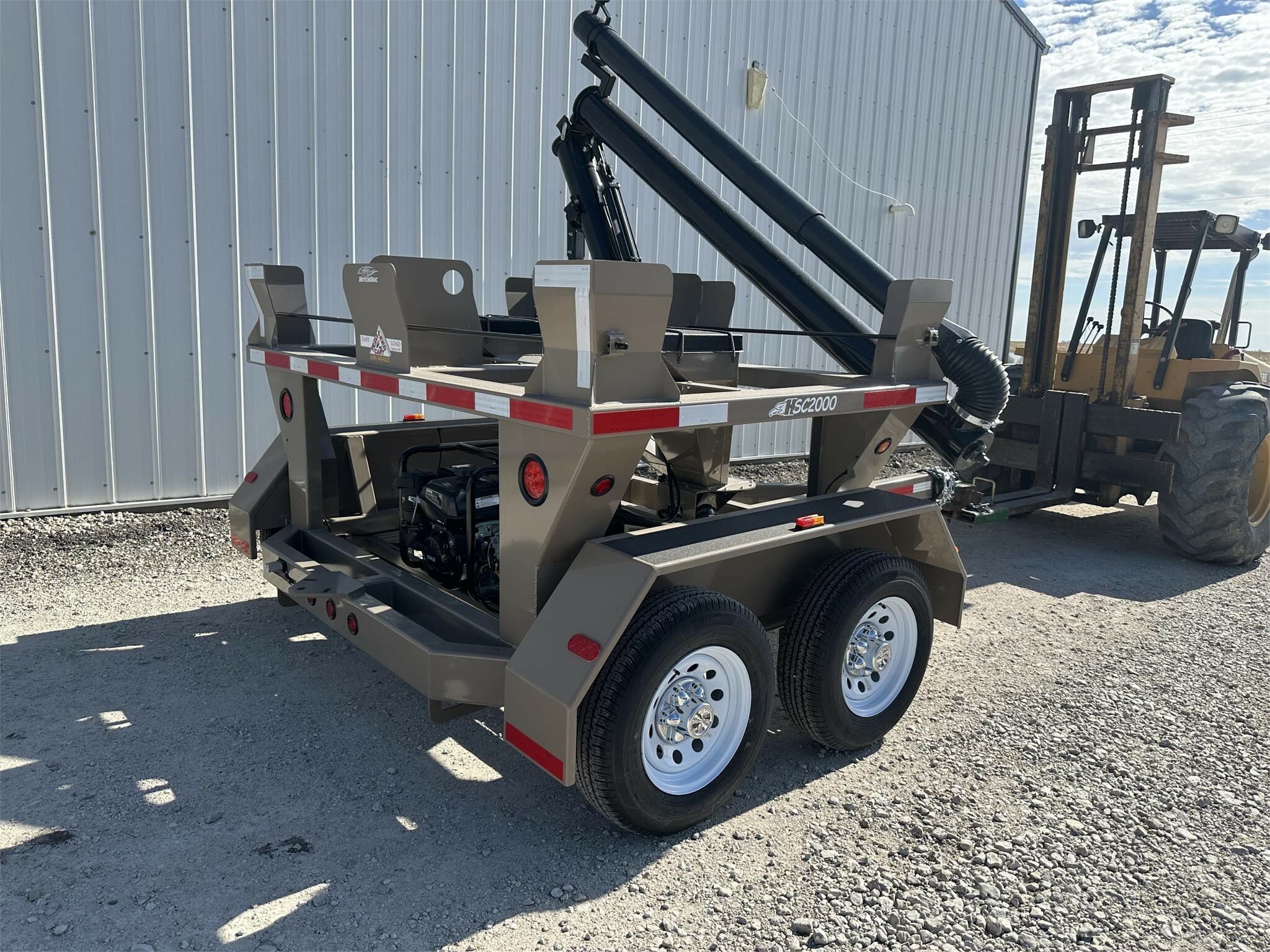  Travis Seed Cart HSC2000 Seed Tender