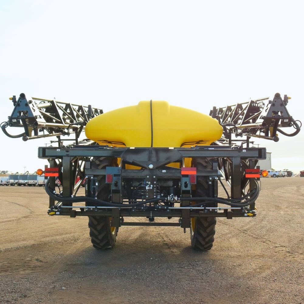 2025 Fast 9518 Pull-Type Sprayer