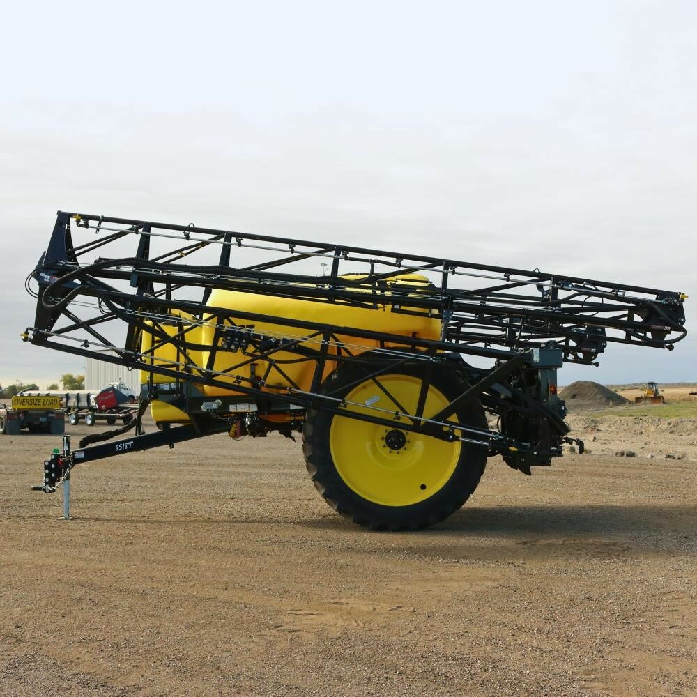 2025 Fast 9518 Pull-Type Sprayer