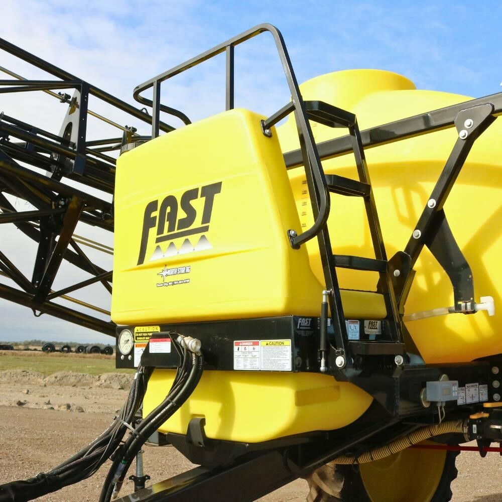 2025 Fast 9518 Pull-Type Sprayer