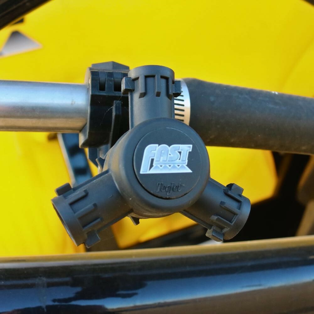 2025 Fast 9518 Pull-Type Sprayer