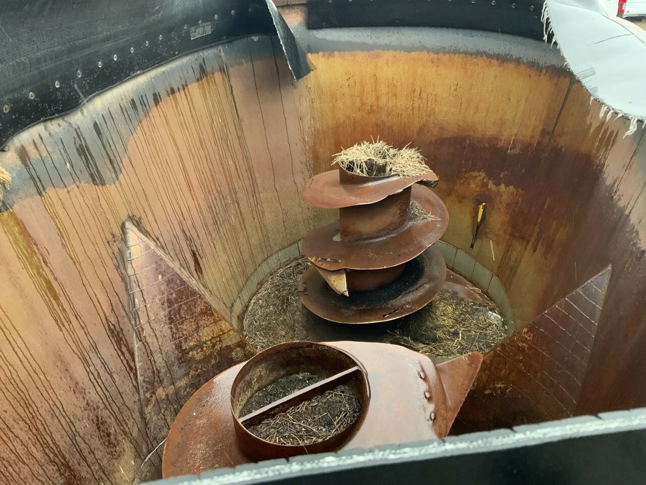  Supreme International 700T Grinders and Mixer