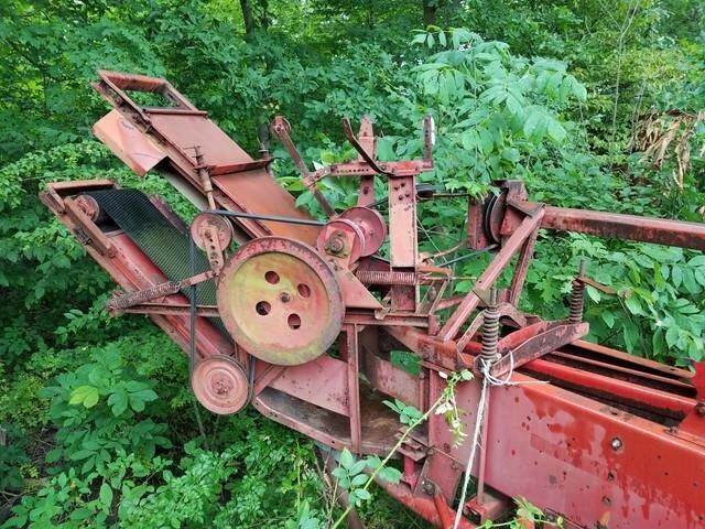  New Holland 269 Small Square Baler