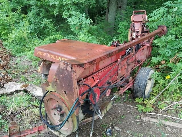  New Holland 269 Small Square Baler