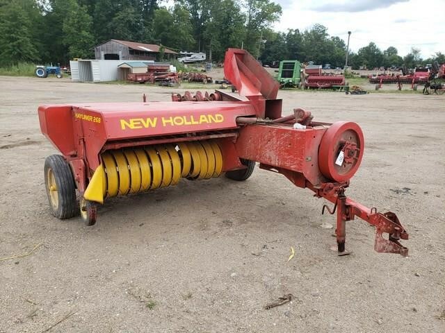  New Holland Hayliner 268 Small Square Baler