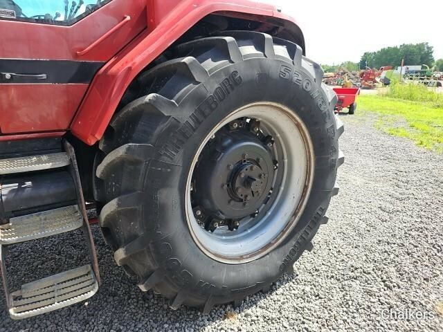  Case IH 7210 Tractor