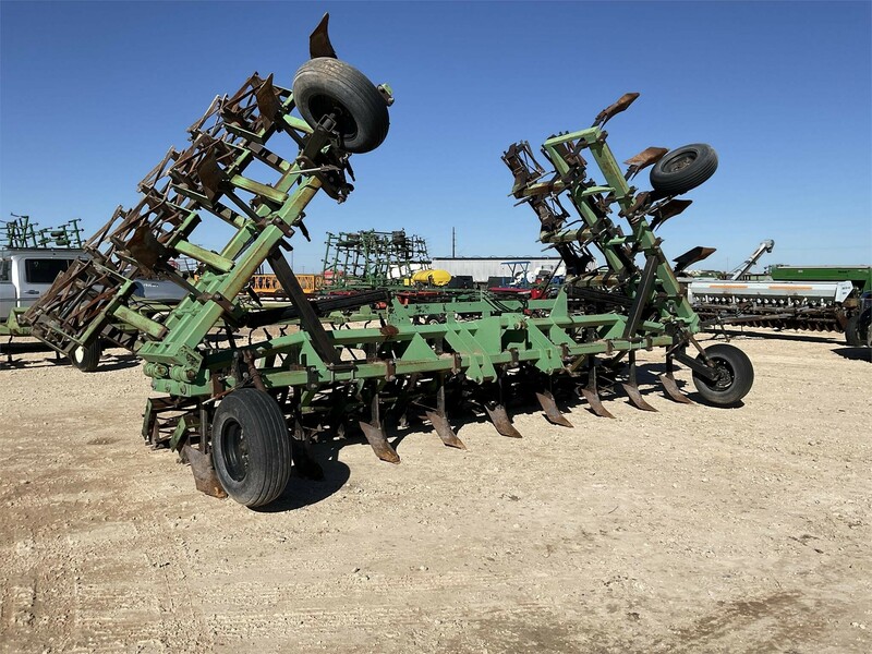 K&W Equipment Hale Center Hale Center, TX Machinery Pete