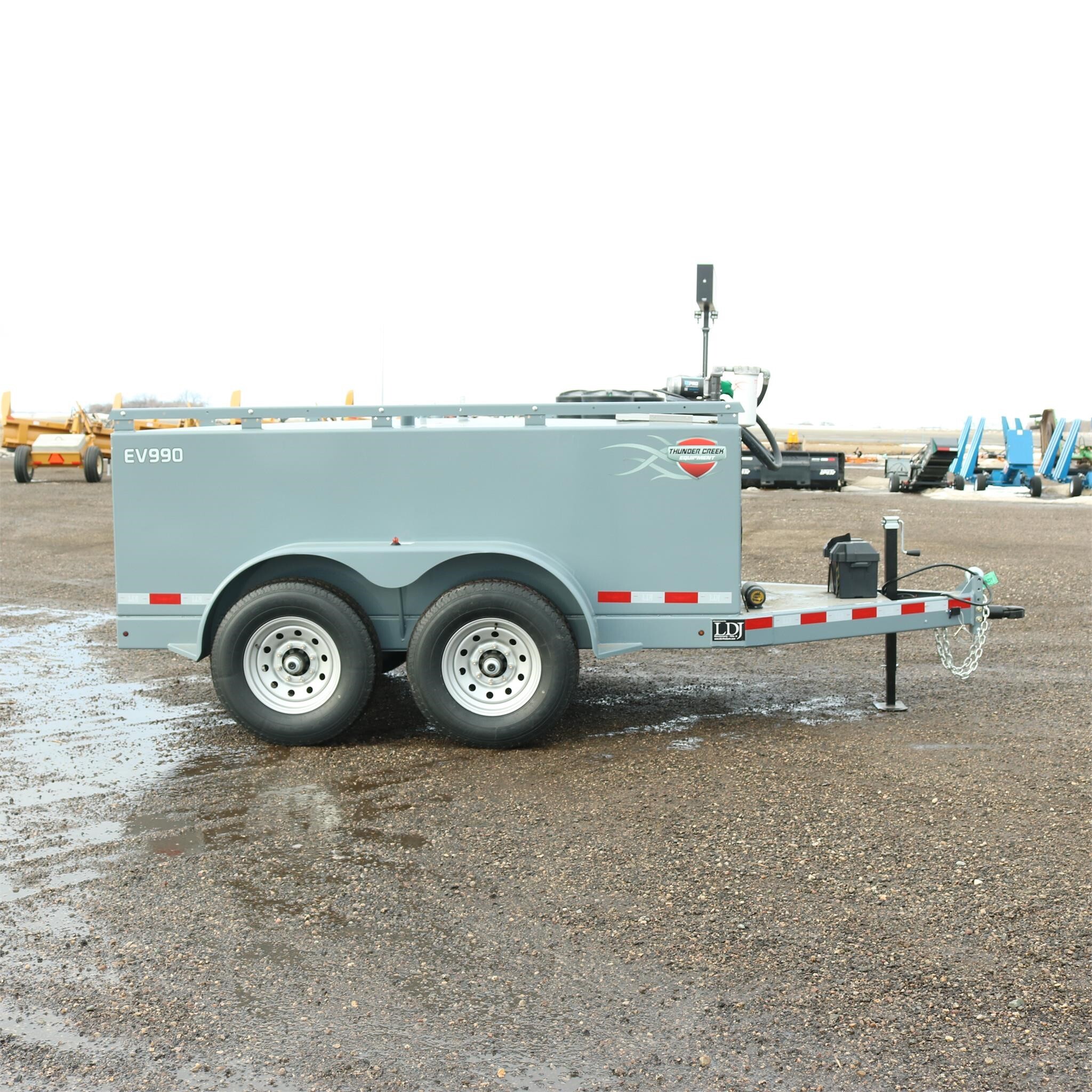 2025 Thunder Creek EV990 Fuel Trucks/Trailer