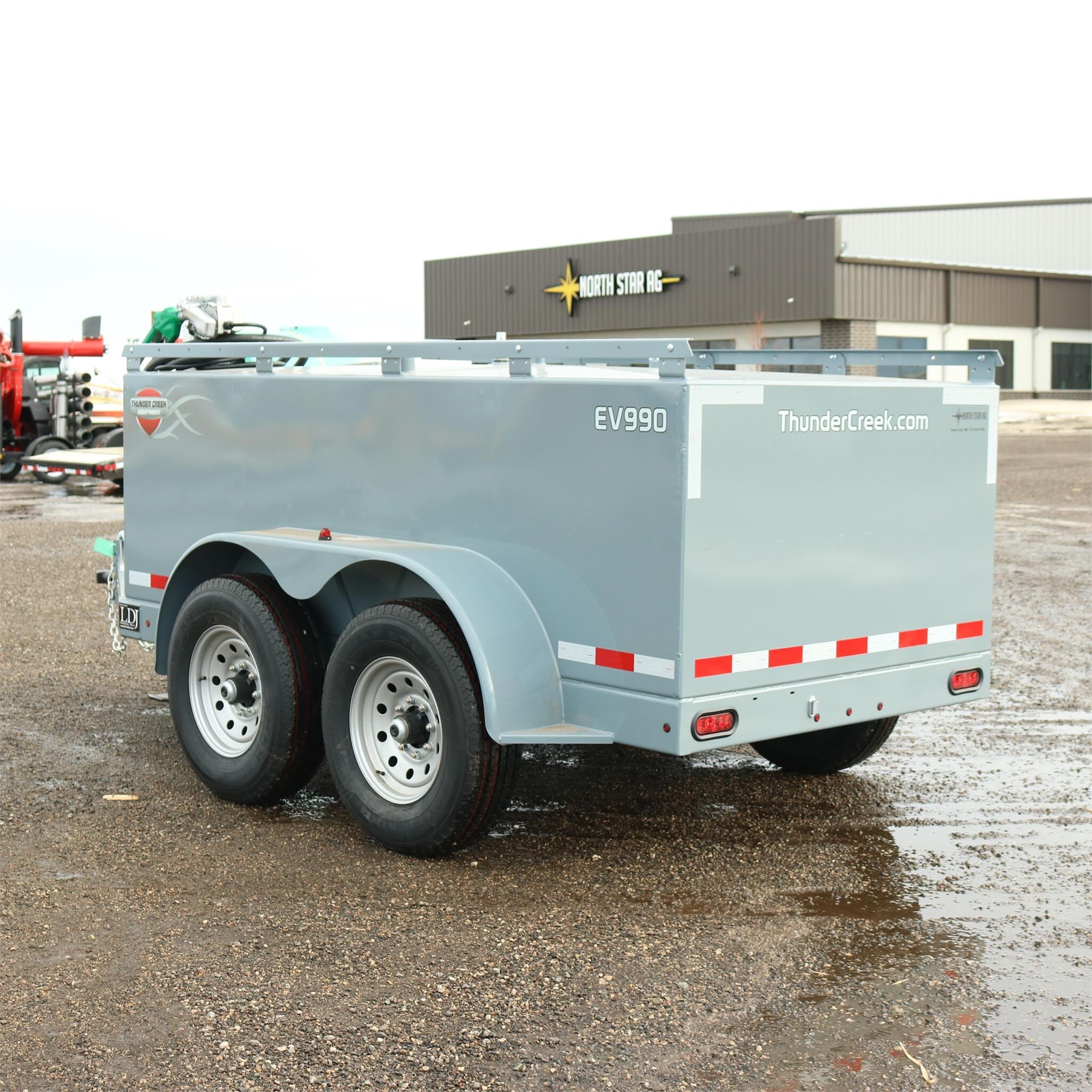2025 Thunder Creek EV990 Fuel Trucks/Trailer