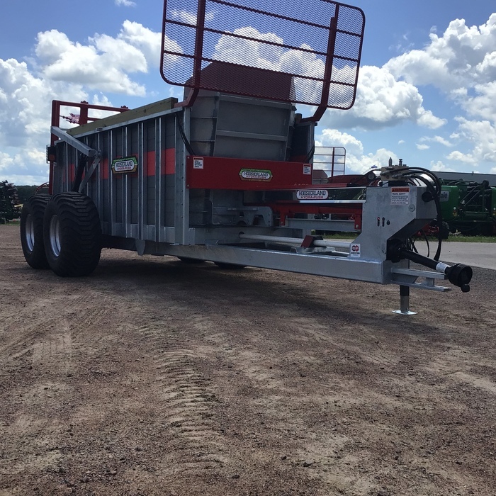 2022 HOOSIERLAND 1450 Manure Spreader Call Machinery Pete