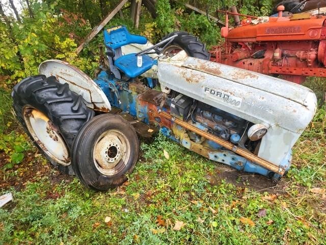  Ford 4000G Tractor