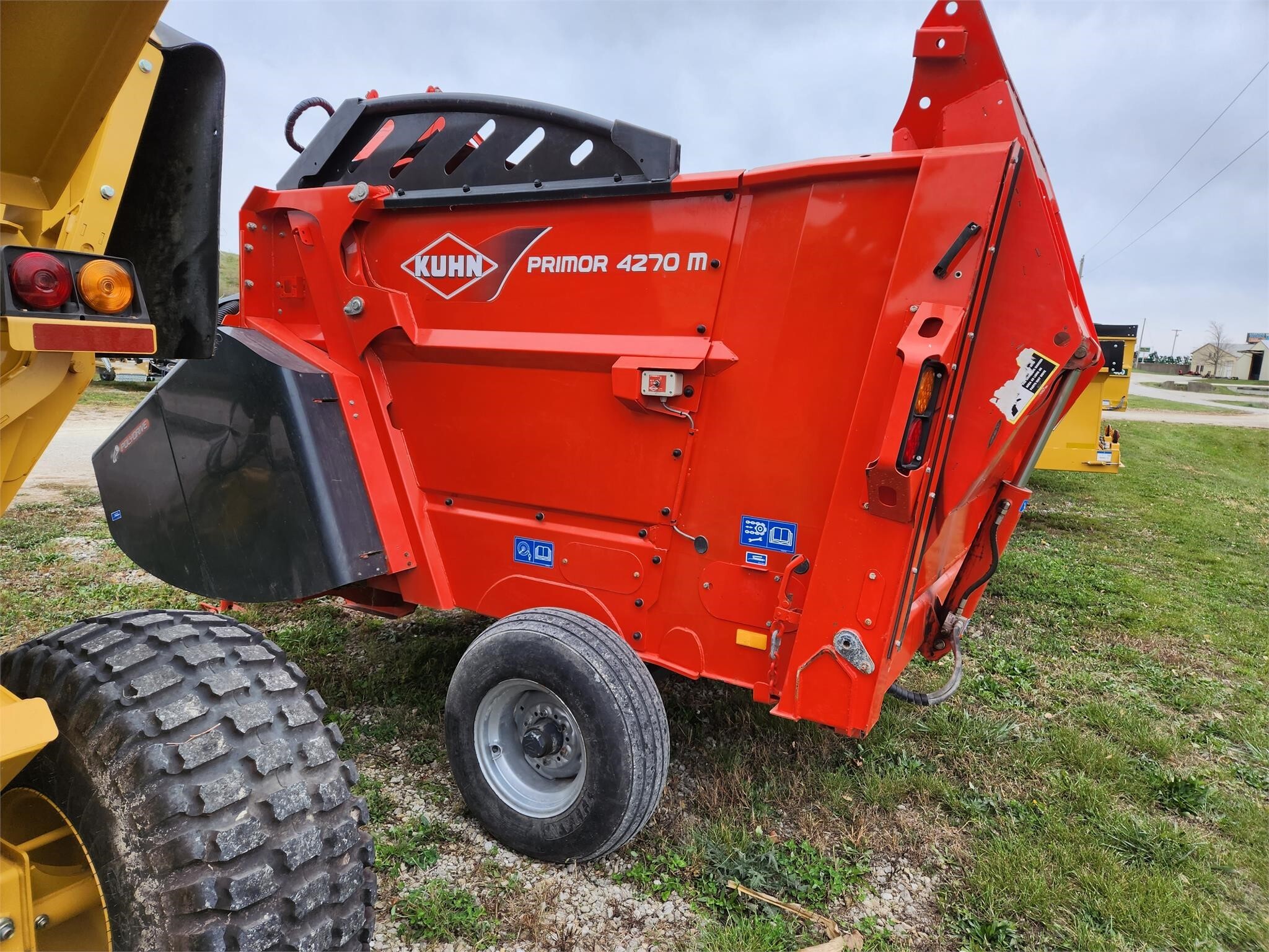 2015 Kuhn Primor 4270M Bale Processor