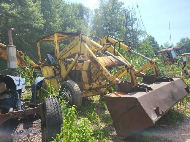  Ford 5550 Backhoe