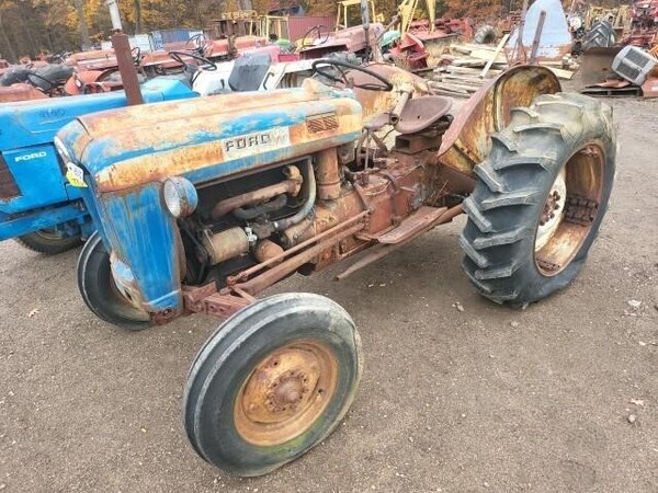Used Ford 2000 Tractors for Sale - 13 Listings | Machinery Pete