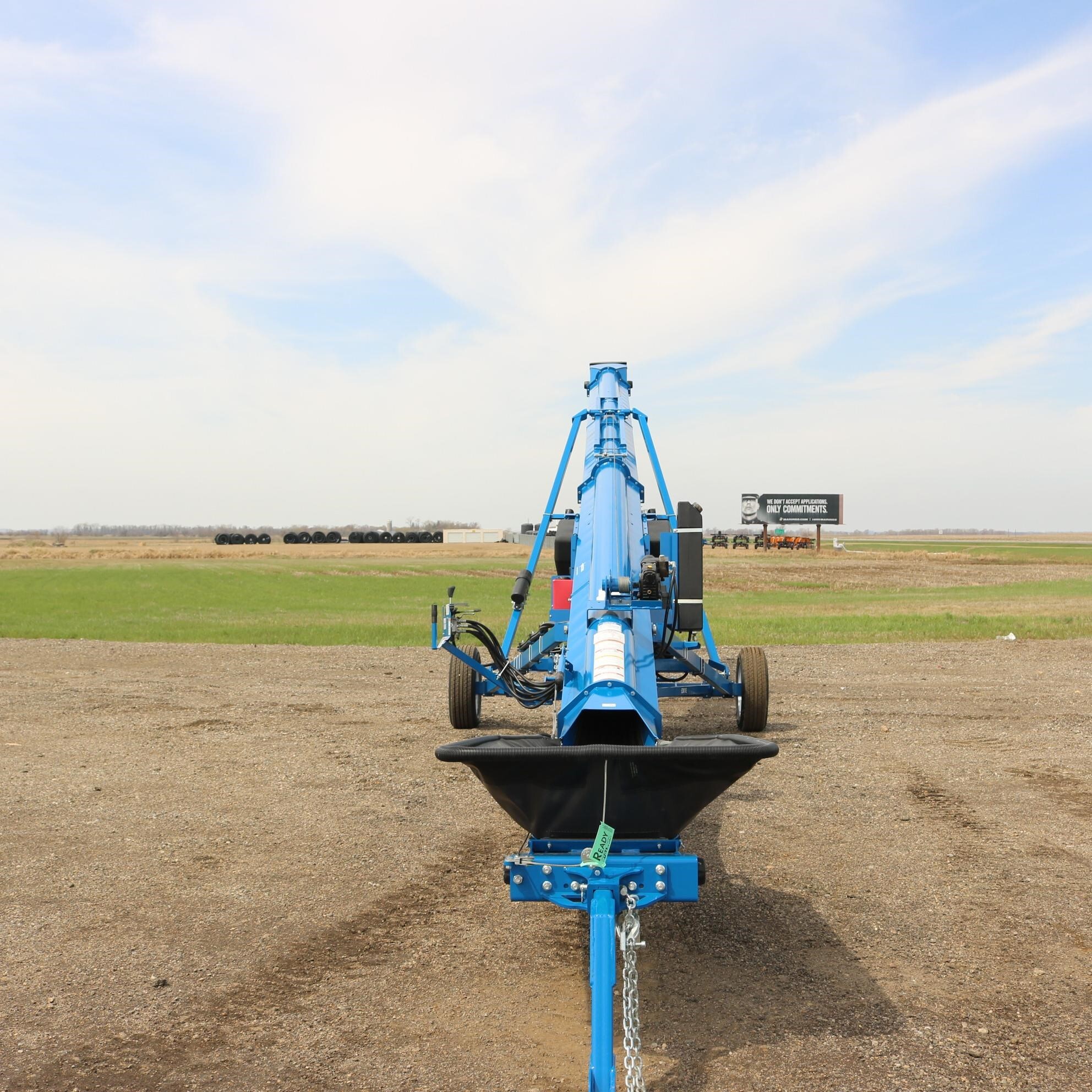2025 Brandt 1547LP+ Augers and Conveyor