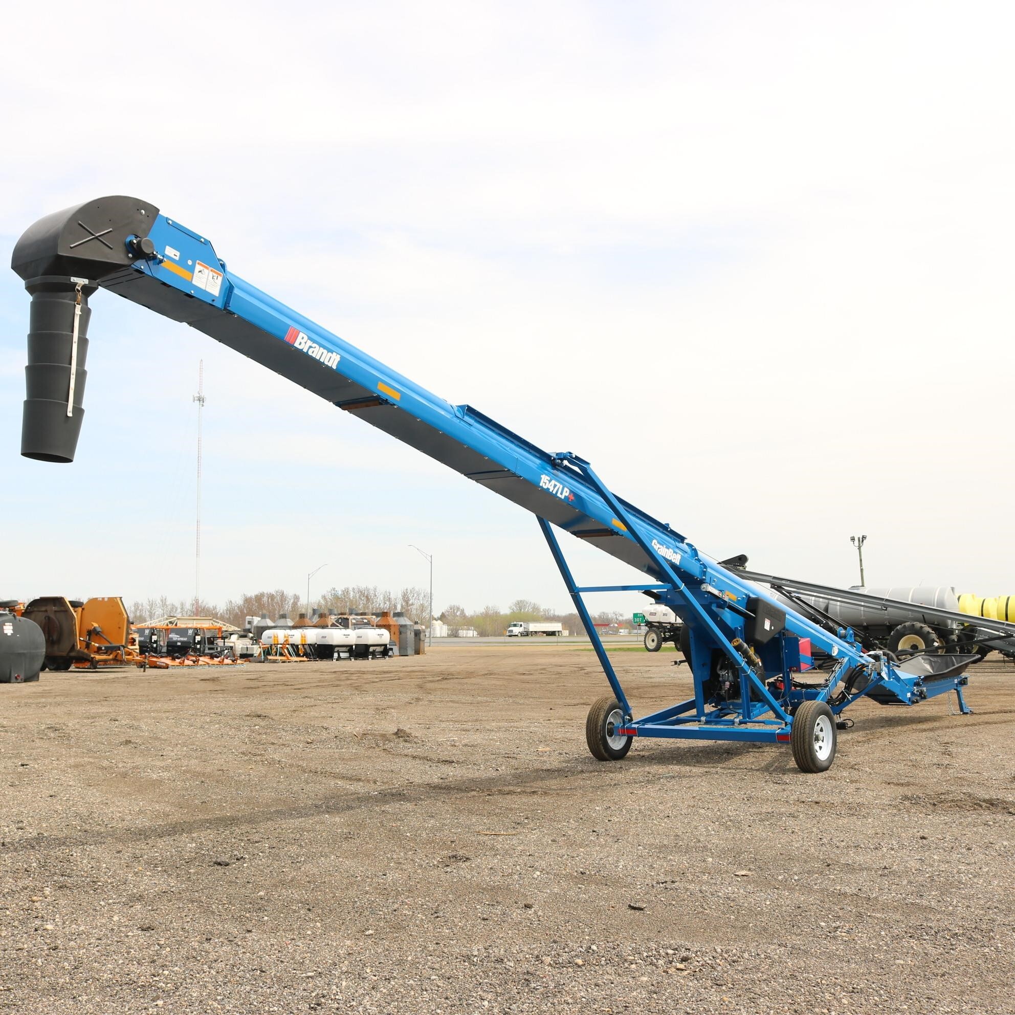 2025 Brandt 1547LP+ Augers and Conveyor