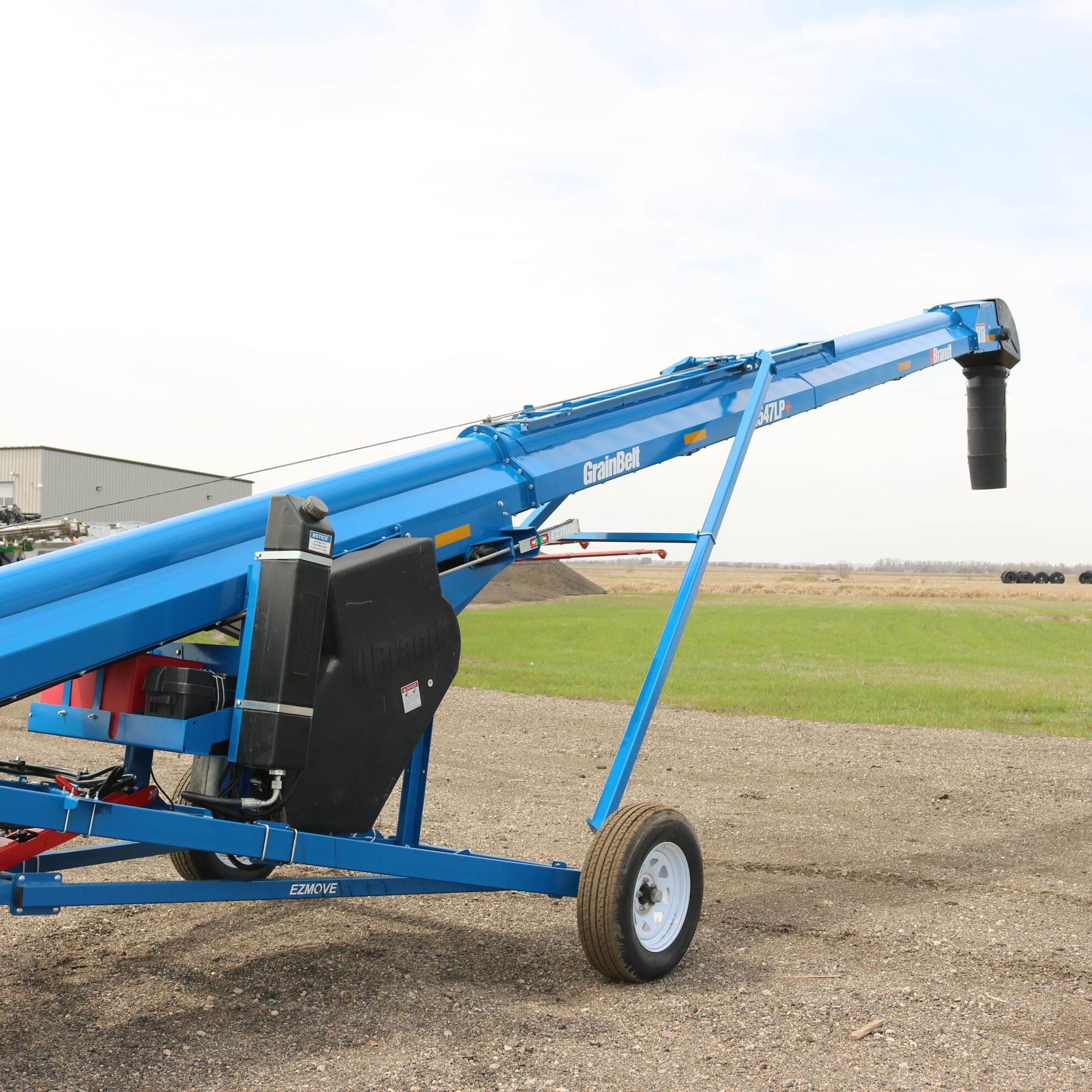 2025 Brandt 1547LP+ Augers and Conveyor