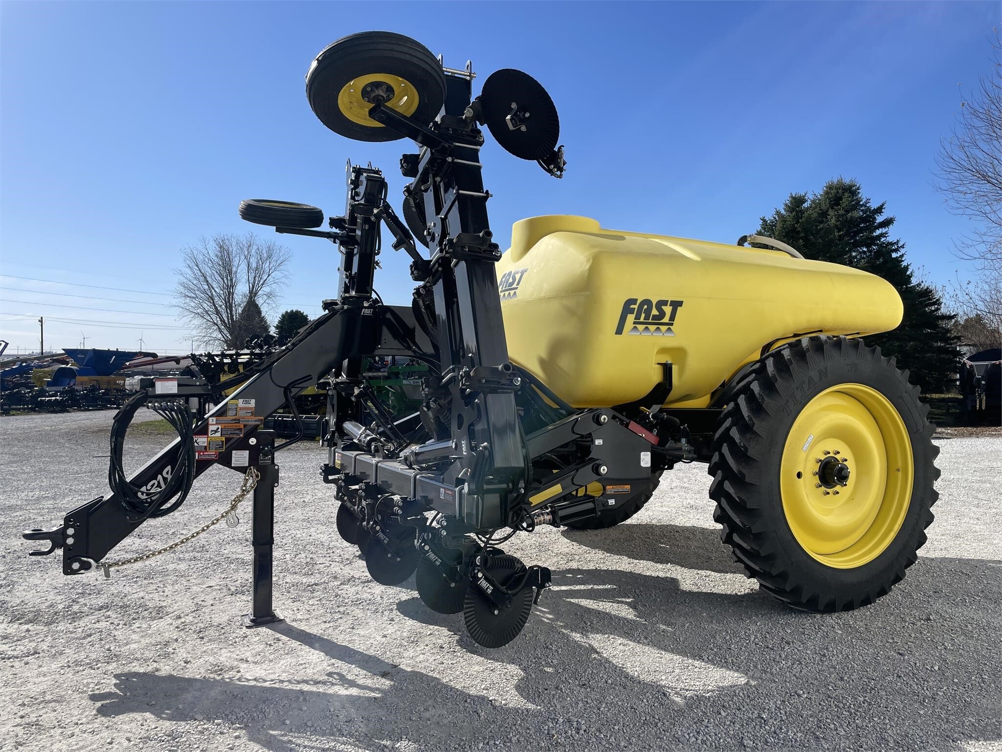 2023 Fast 8318 Toolbar 69,950 Machinery Pete