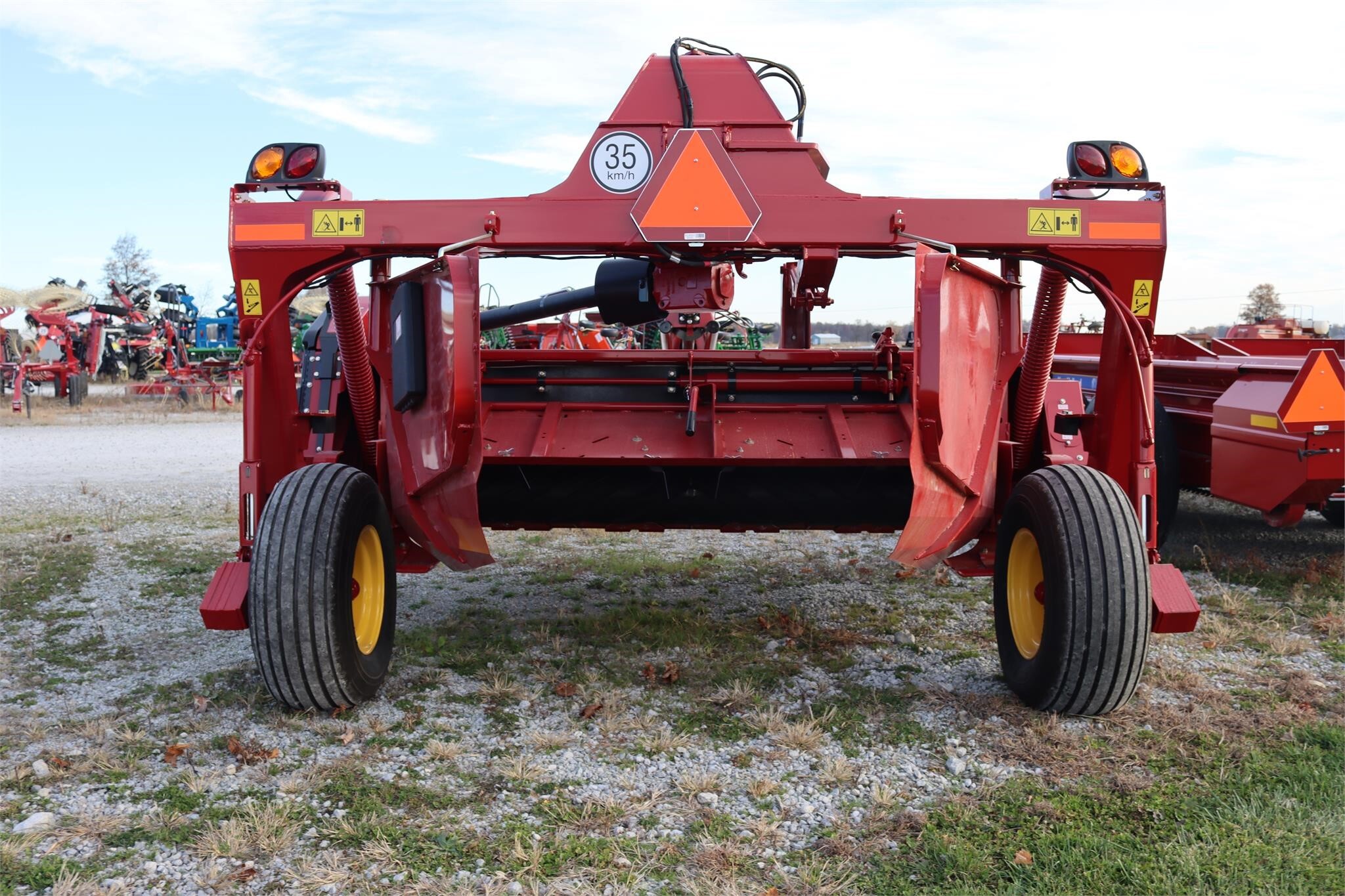  New Holland 310 plus Mower Conditioner