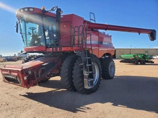 2010 Case IH 7120 Combine