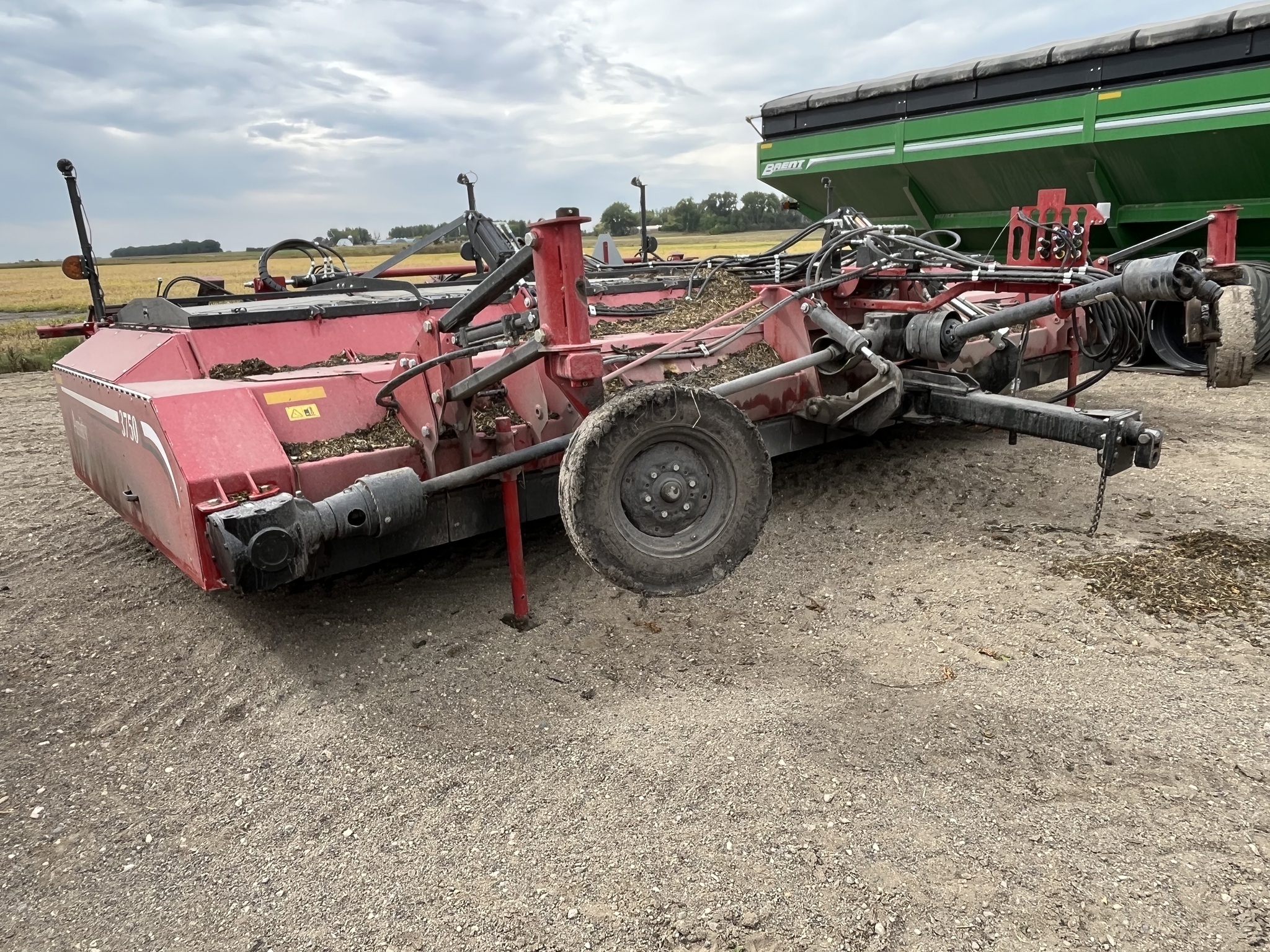 2023 Amity 3750 Beet Equipment