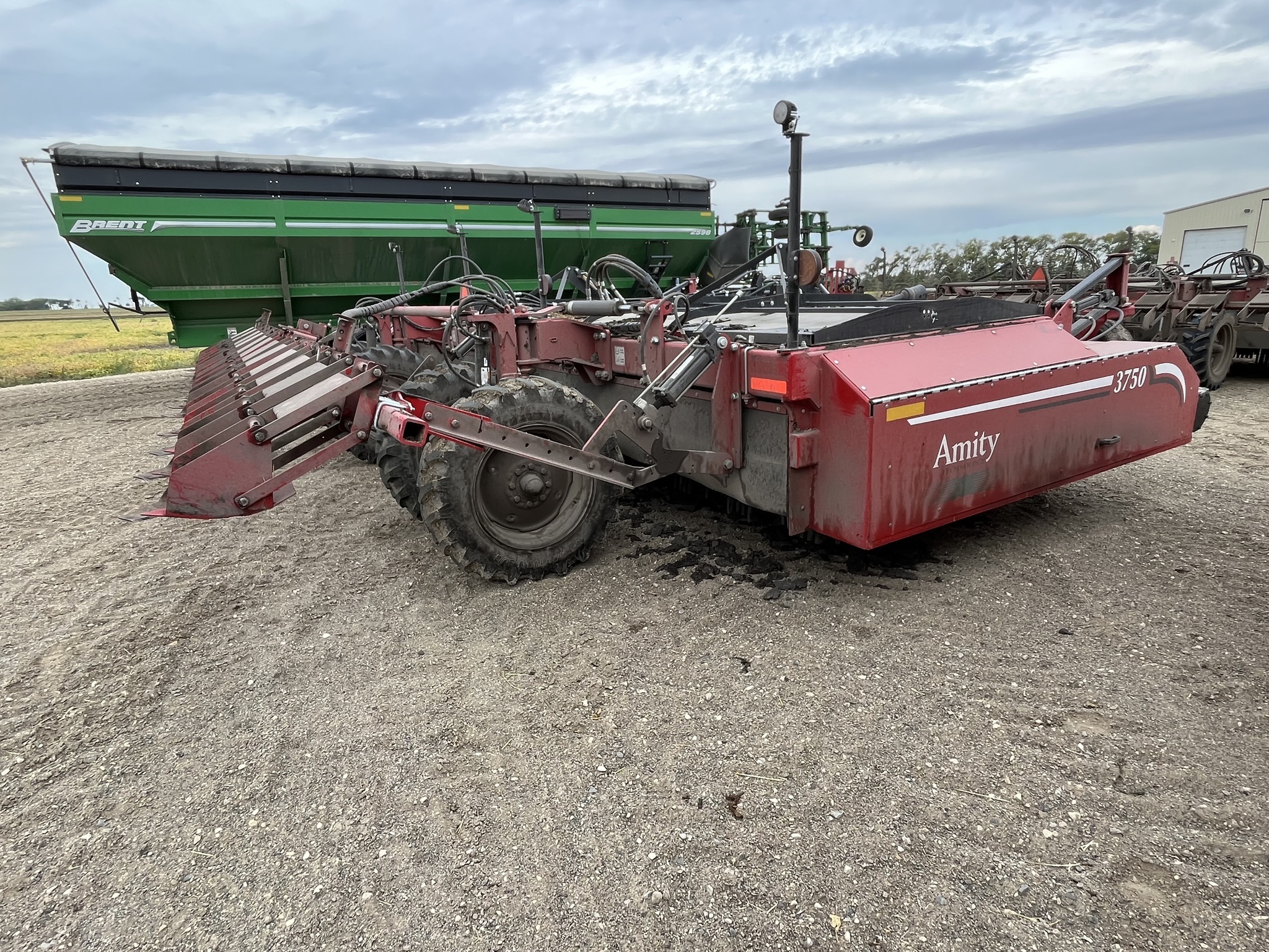 2023 Amity 3750 Beet Equipment