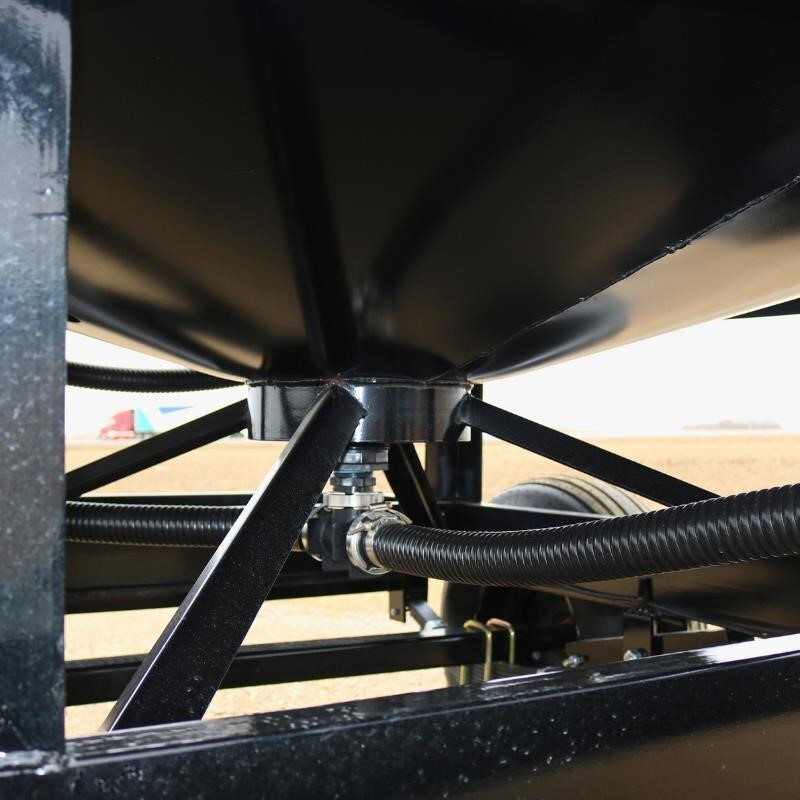 2025 Dalton Ag Products MC SINGLE Tank