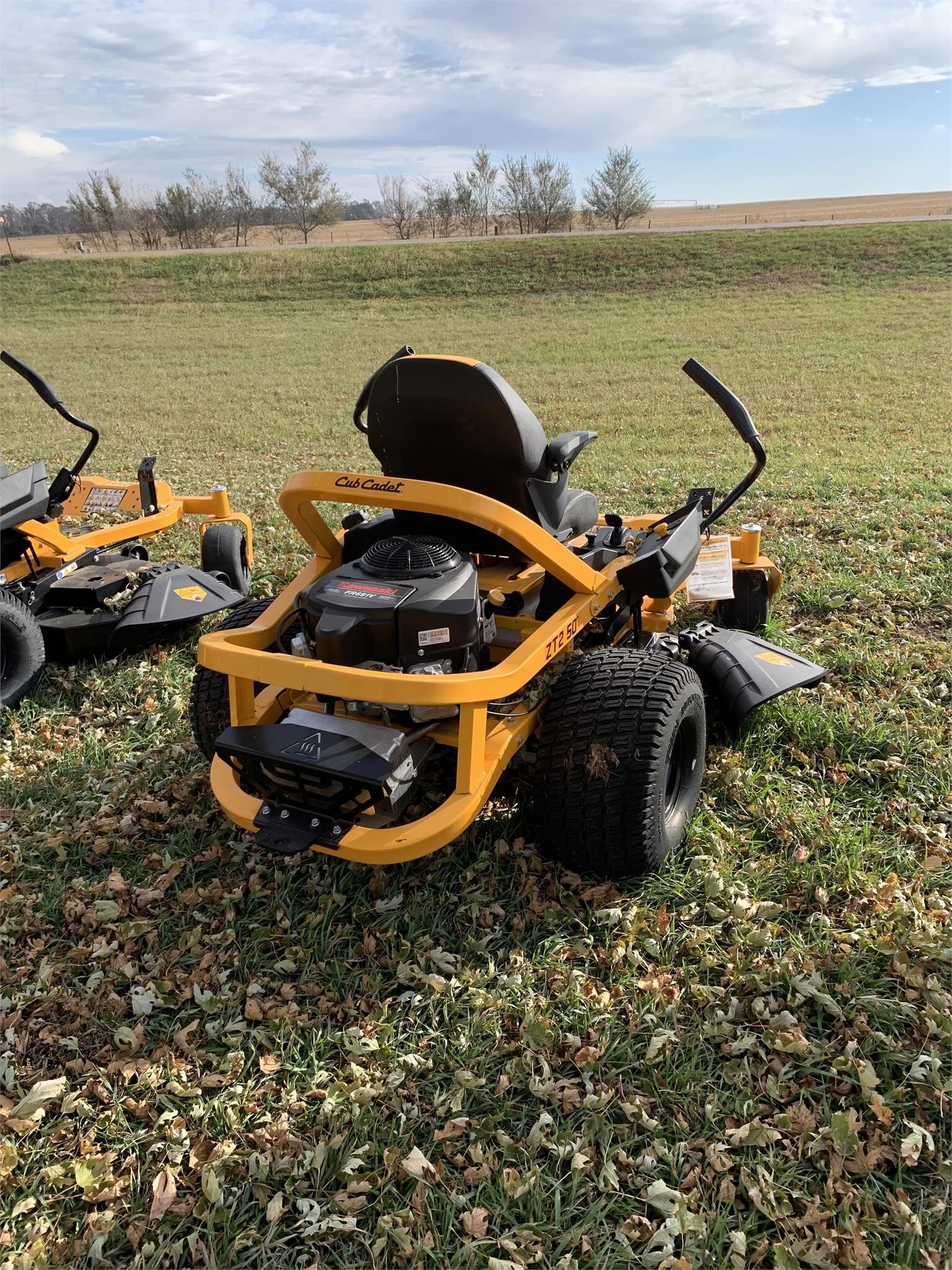 2023 Cub Cadet ULTIMA ZT2 50 Lawn Mower