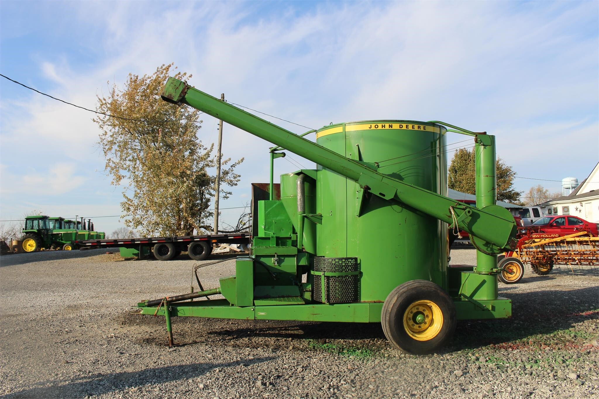 John Deere 750 Grinders and Mixer 12,900 Machinery Pete