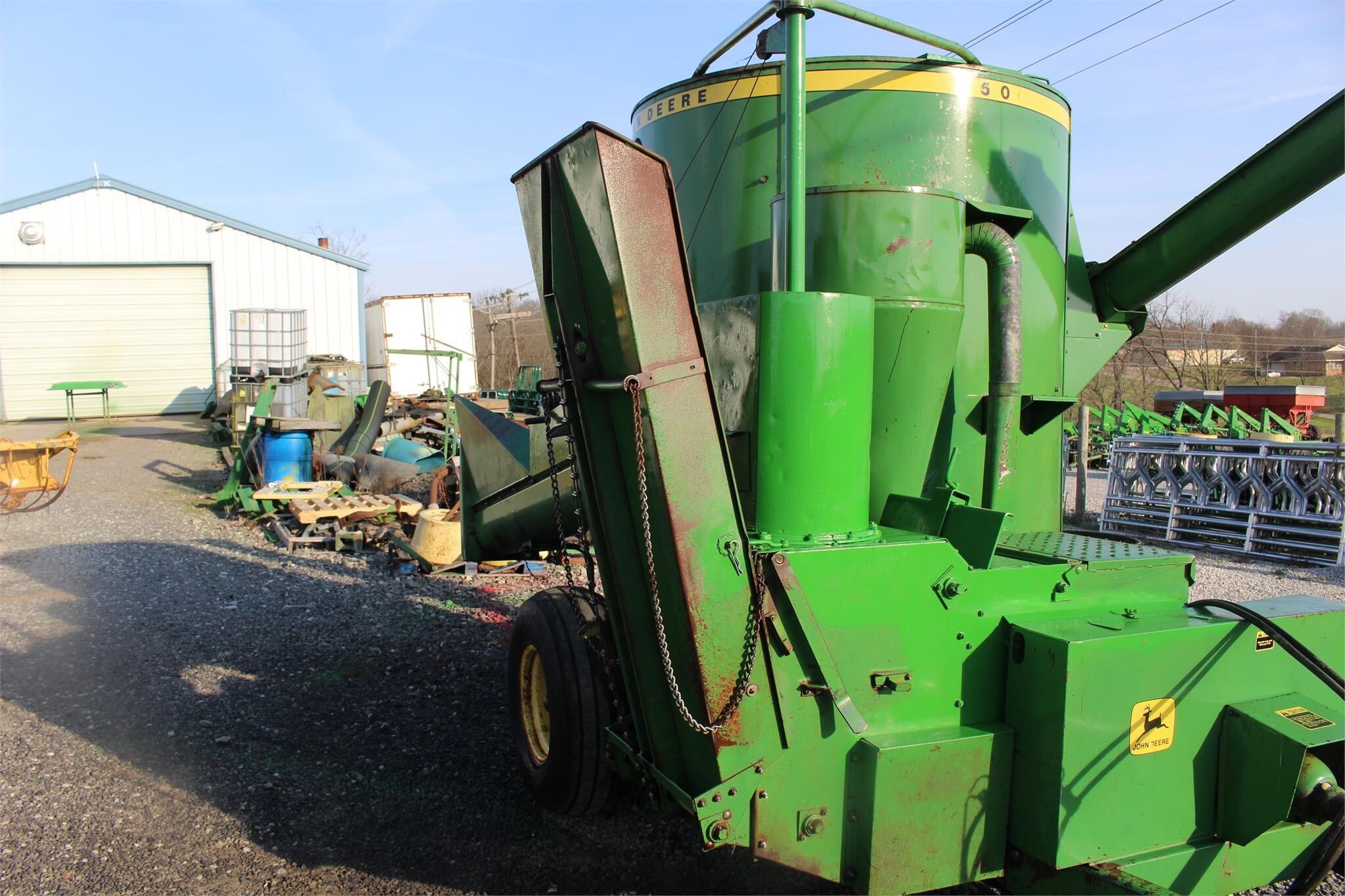 John Deere 750 Grinders and Mixer 12,900 Machinery Pete