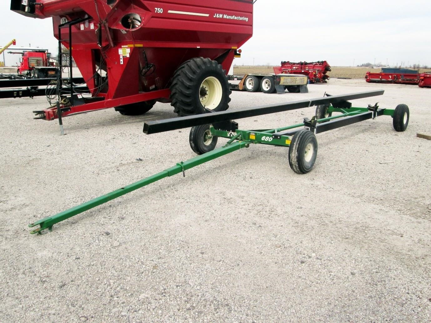 2013 E-Z Trail 680 Header Trailer