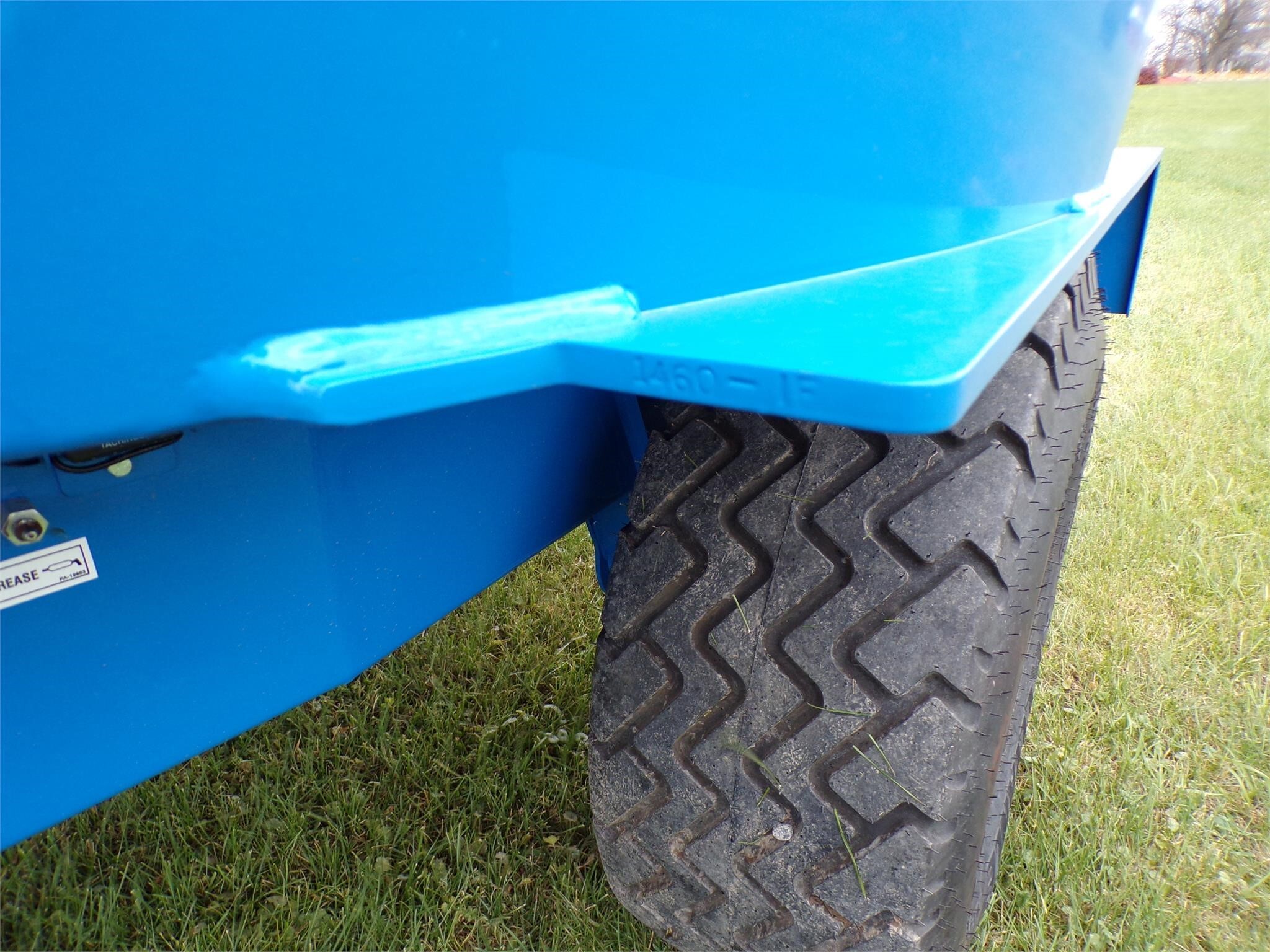 2025 Patz 800 SERIES II 350 Feed Wagon