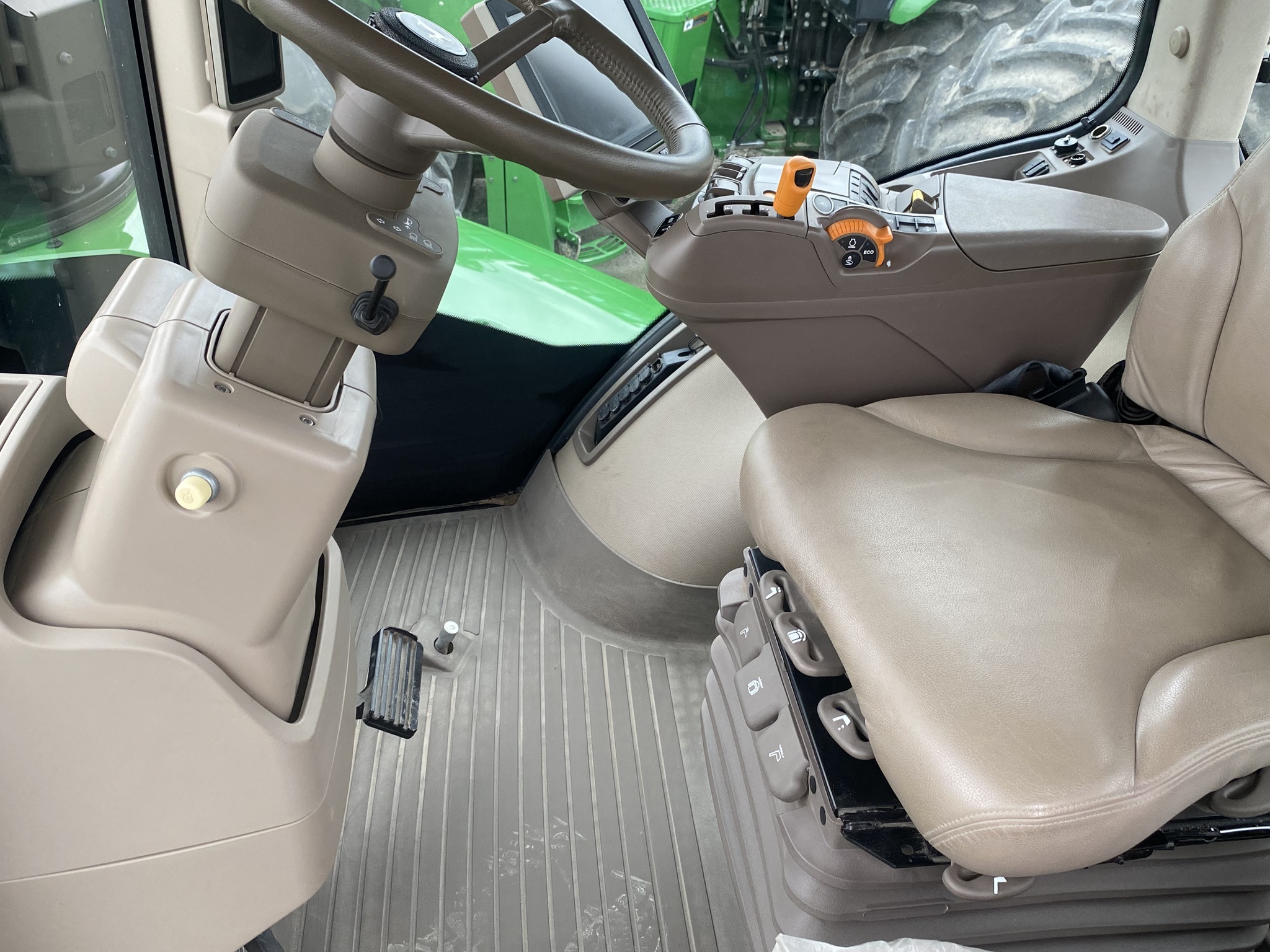 2021 John Deere 9520RX Tractor