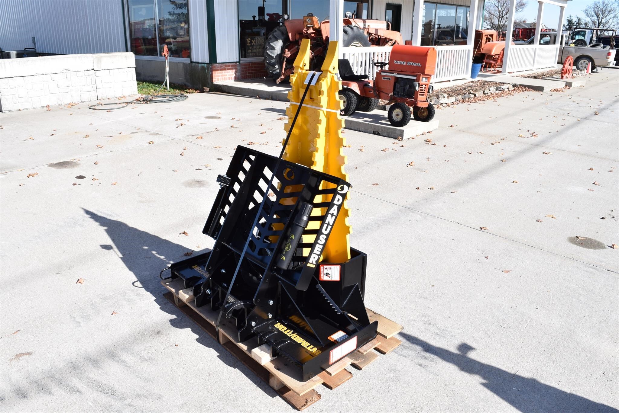 2024 Danuser Intimidator Loader and Skid Steer Attachment 3,700