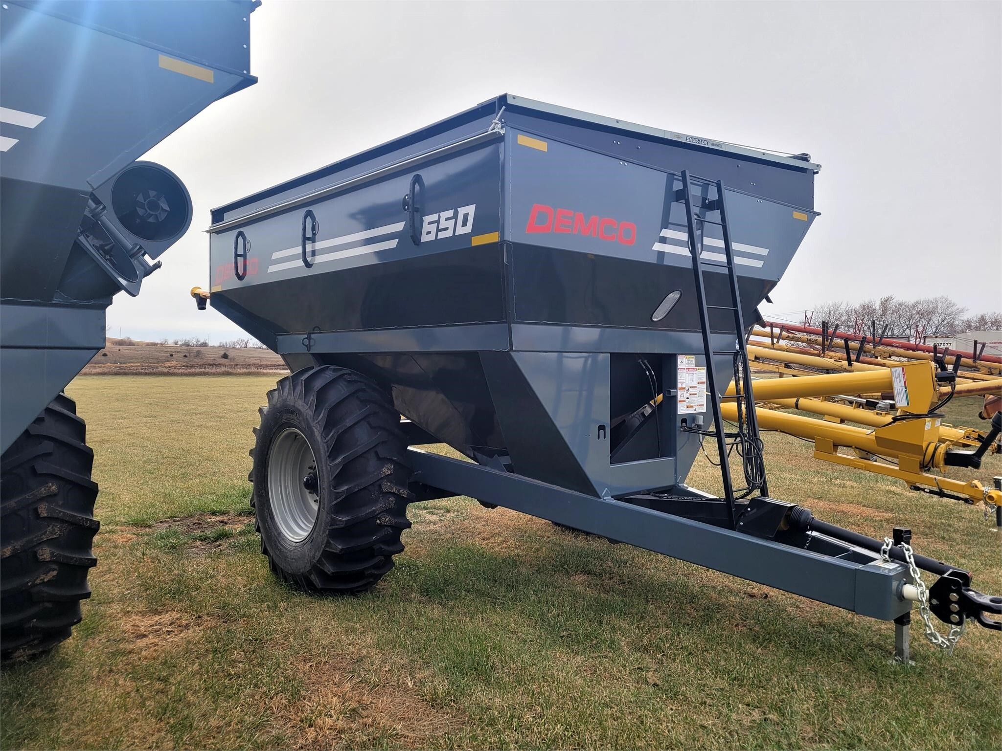 2023 Demco 650 Grain Cart