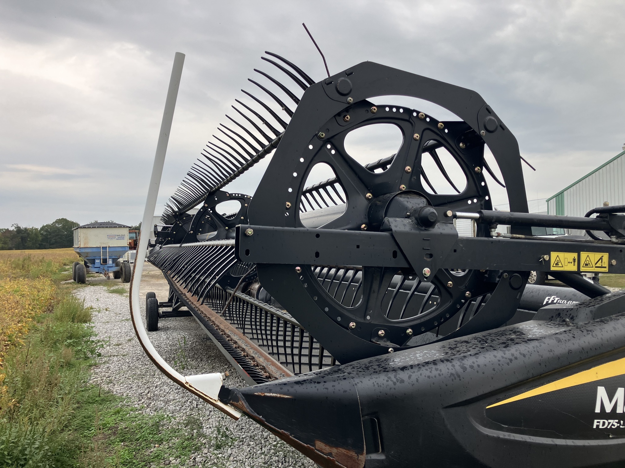 2015 MacDon FD75-45 Platform